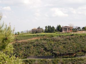 Il vecchio monastero e la casa vescovile